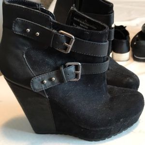 Mega wedge booties!